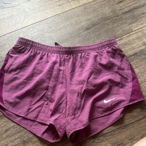 Nike Women's Maroon Athletic Shorts ( Never worn)